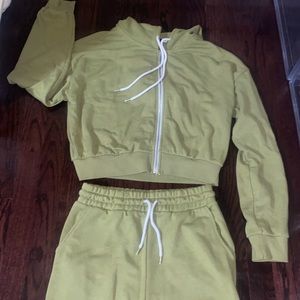 NWOT- forever 21 set